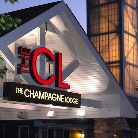 The Champagne Lodge And Luxury Suites Willowbrook Bagian luar foto